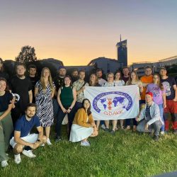 zdjęcie z flagą gdakka